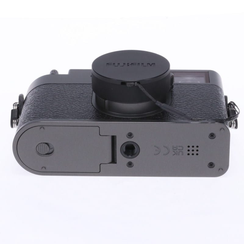 X half (FUJIFILM X-HF1) チャコールシルバー