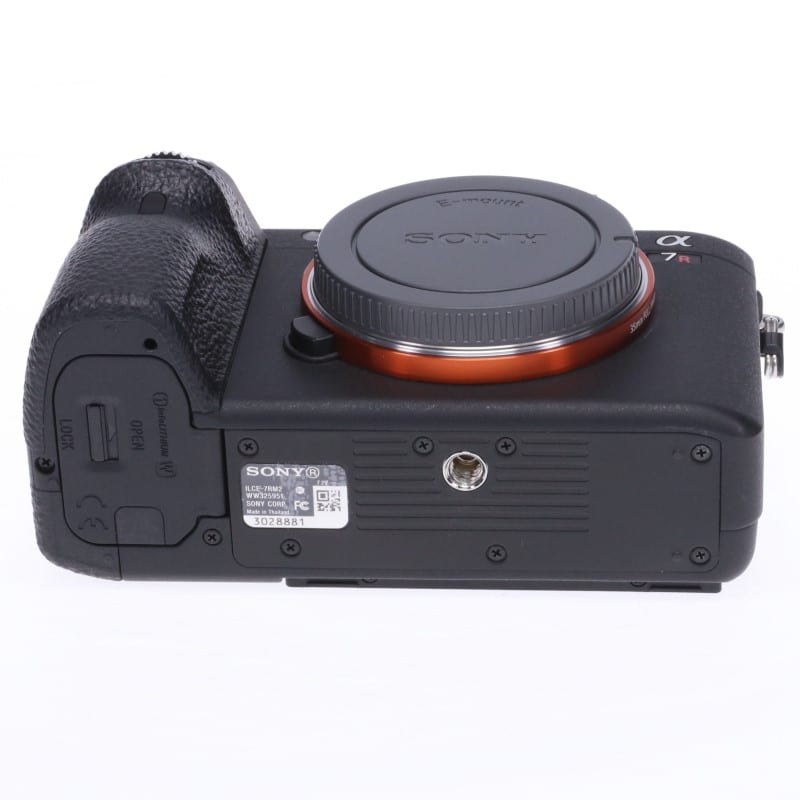 【SONY】　α7R Ⅱ ボディのみ　ILCE7-RM2 SONY α7R II ボディ ILCE-7RM2 中古 C2120145801817｜中古通販