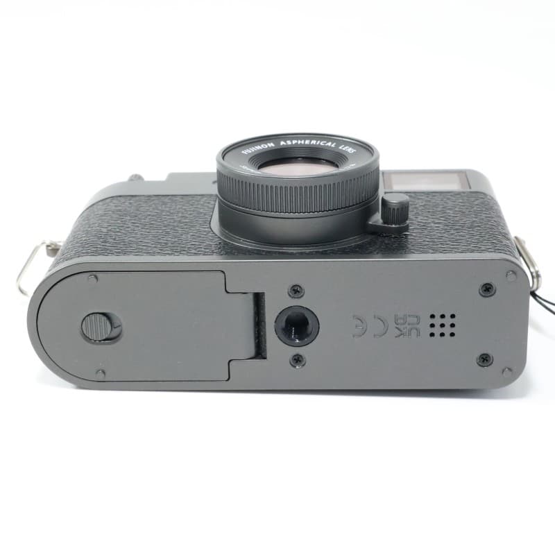 X half (FUJIFILM X-HF1) チャコールシルバー