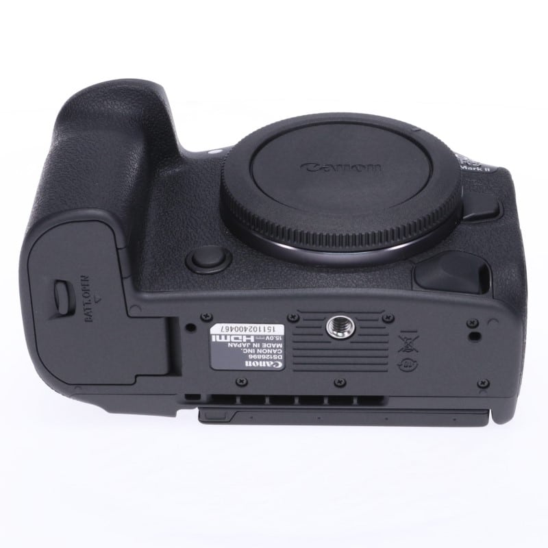 EOS R5 Mark II ボディー