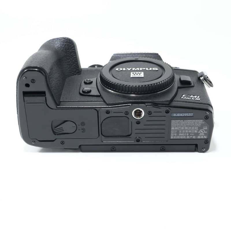 OM-D E-M1 Mark III ボディー