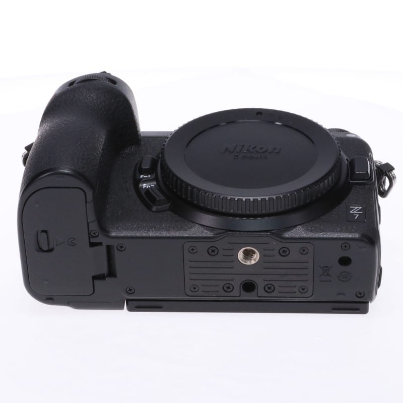 Nikon Z7 ボディ 中古 C2120146869137｜中古通販フジヤカメラ