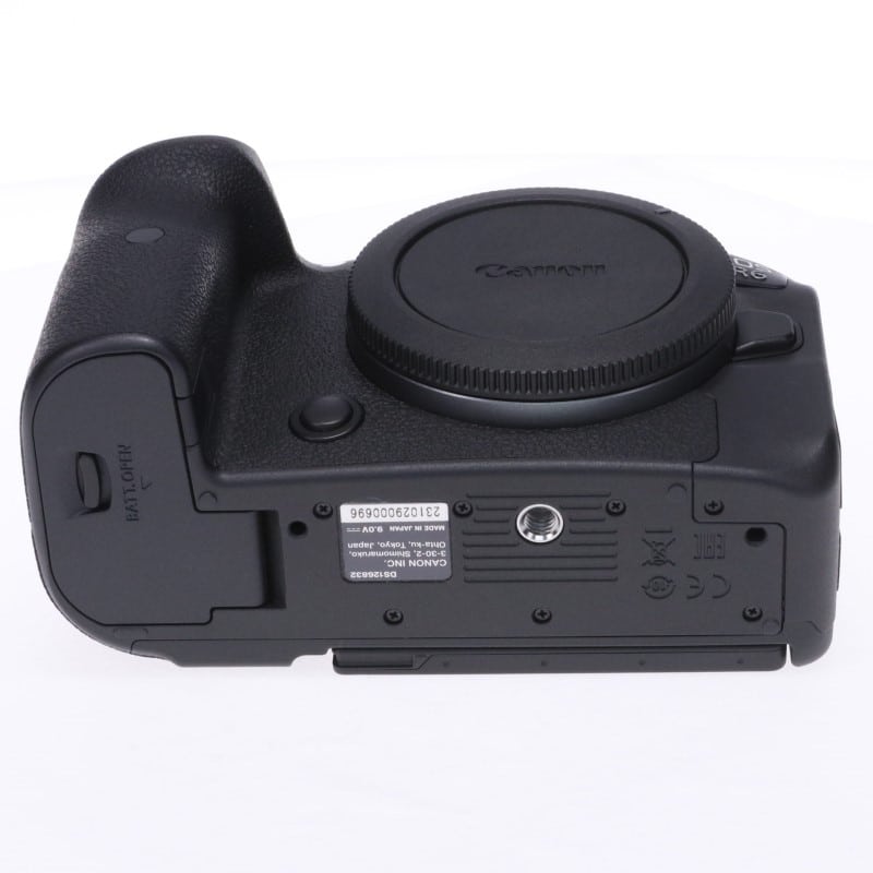 EOS R6 ボディー