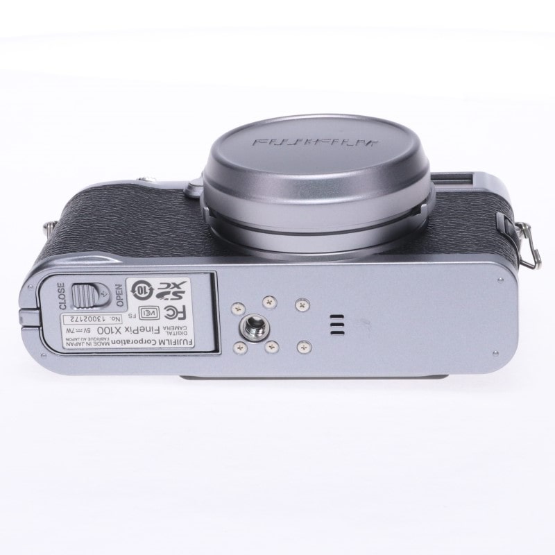 FinePix X100
