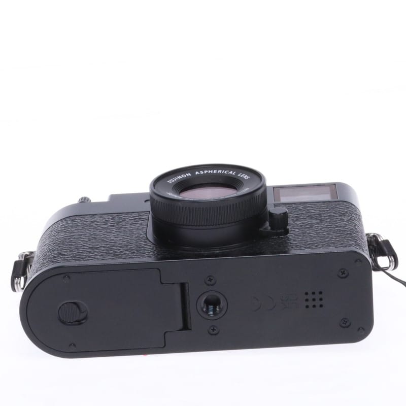 富士フイルム X half (FUJIFILM X-HF1) ブラック 中古 C2120148744968