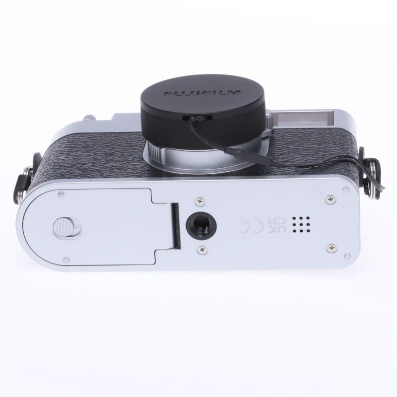 X half (FUJIFILM X-HF1) シルバー