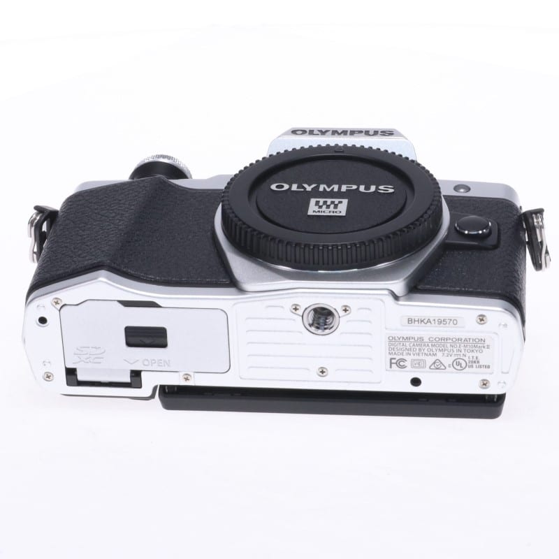OM-D E-M10 MarkII ボディ シルバー