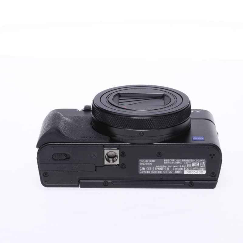 Cyber-shot RX100VII DSC-RX100M7