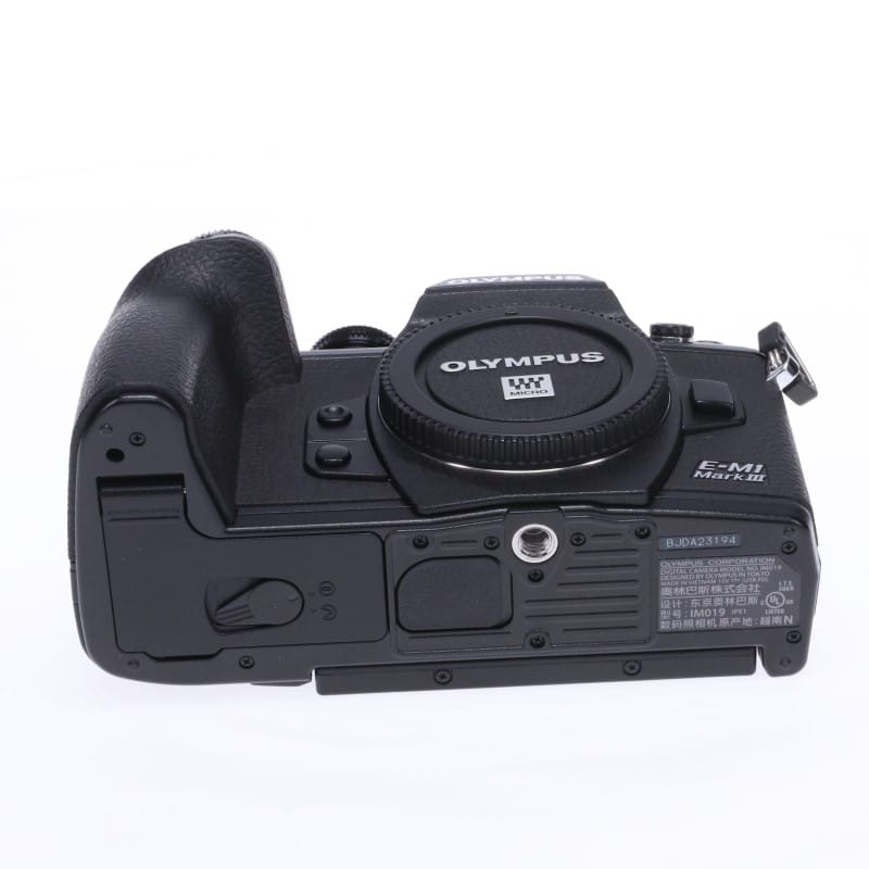 OM-D E-M1 Mark III ボディー