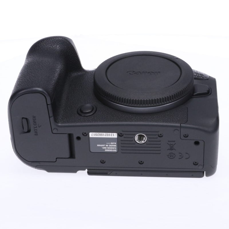 EOS R6 Mark II ボディー