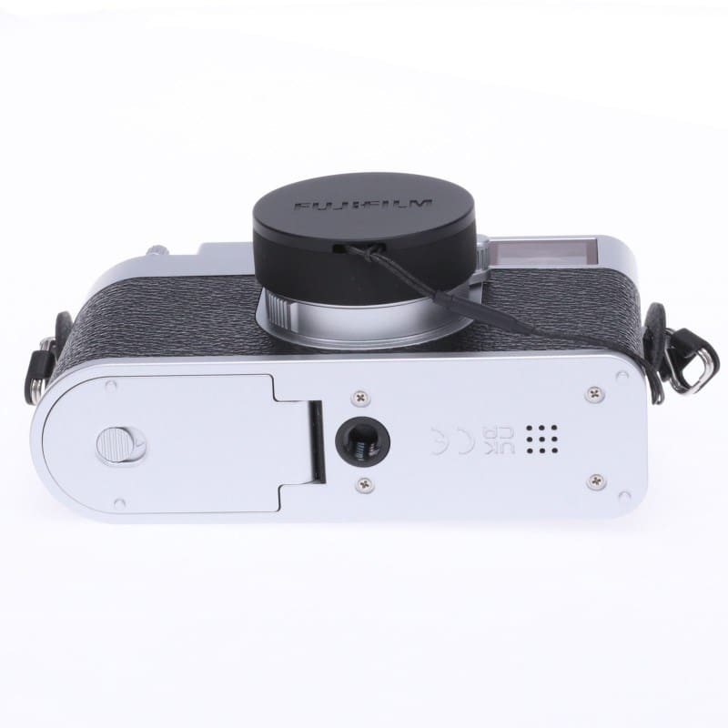 富士フイルム X half (FUJIFILM X-HF1) シルバー Aランク 中古｜フジヤ