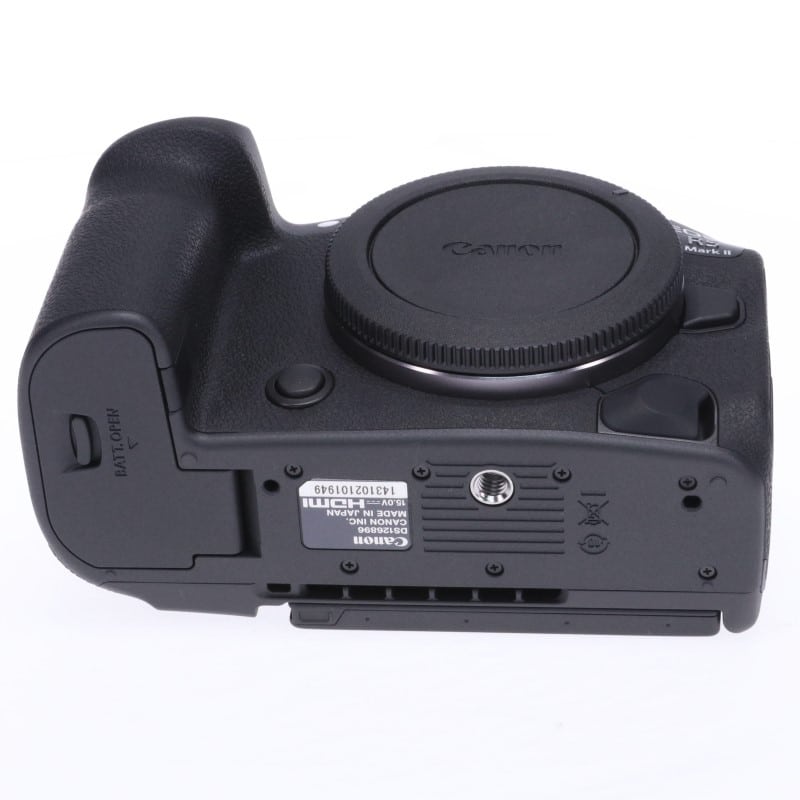 EOS R5 Mark II ボディー