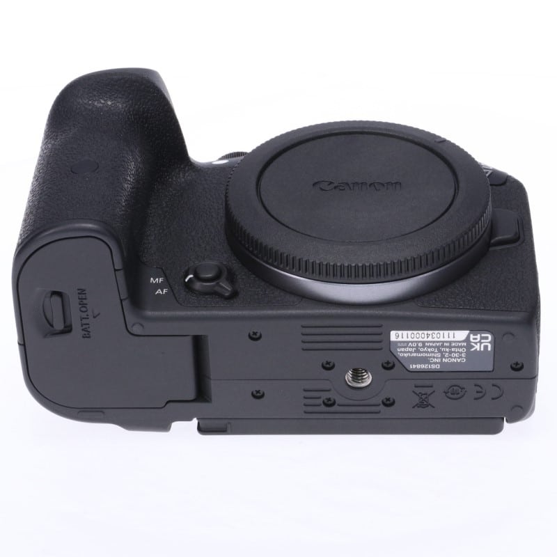 EOS R7 ボディー