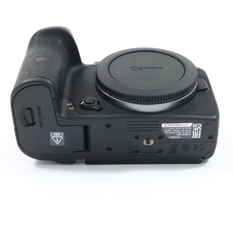 EOS R7 ボディー