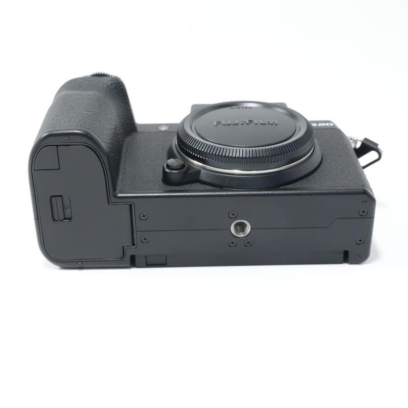 FUJIFILM X-S20 ボディ