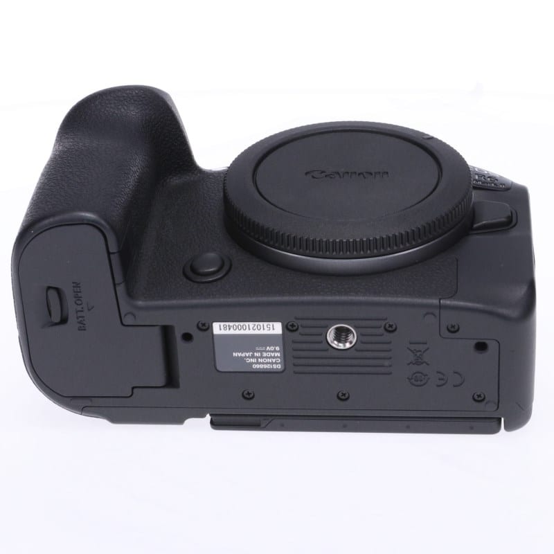 EOS R6 Mark II ボディー