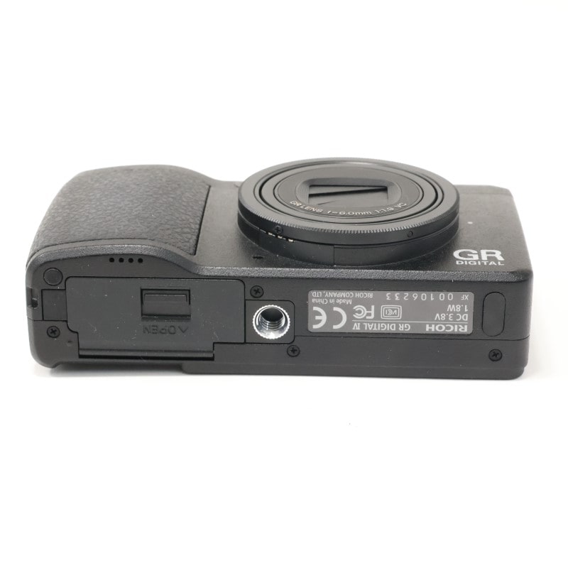 GR Digital IV