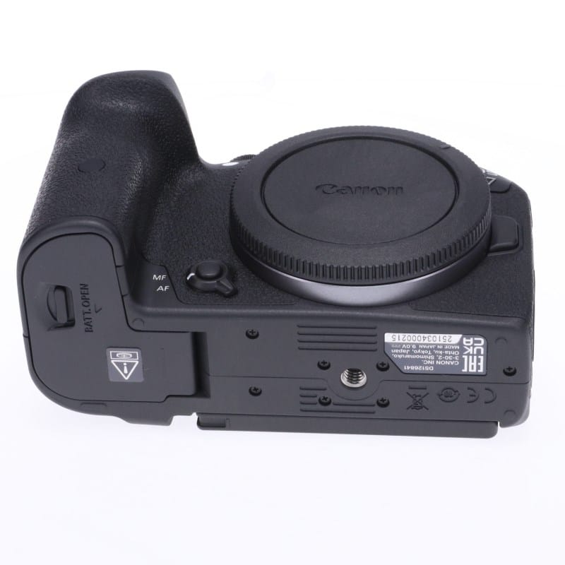 EOS R7 ボディー