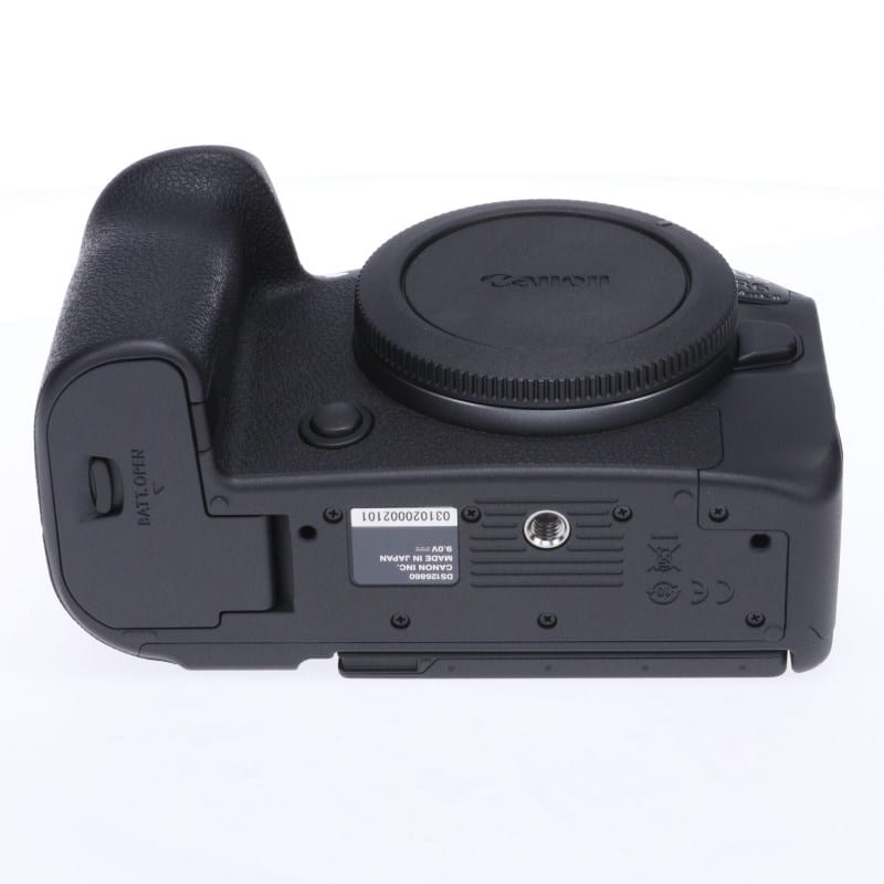 EOS R6 Mark II ボディー