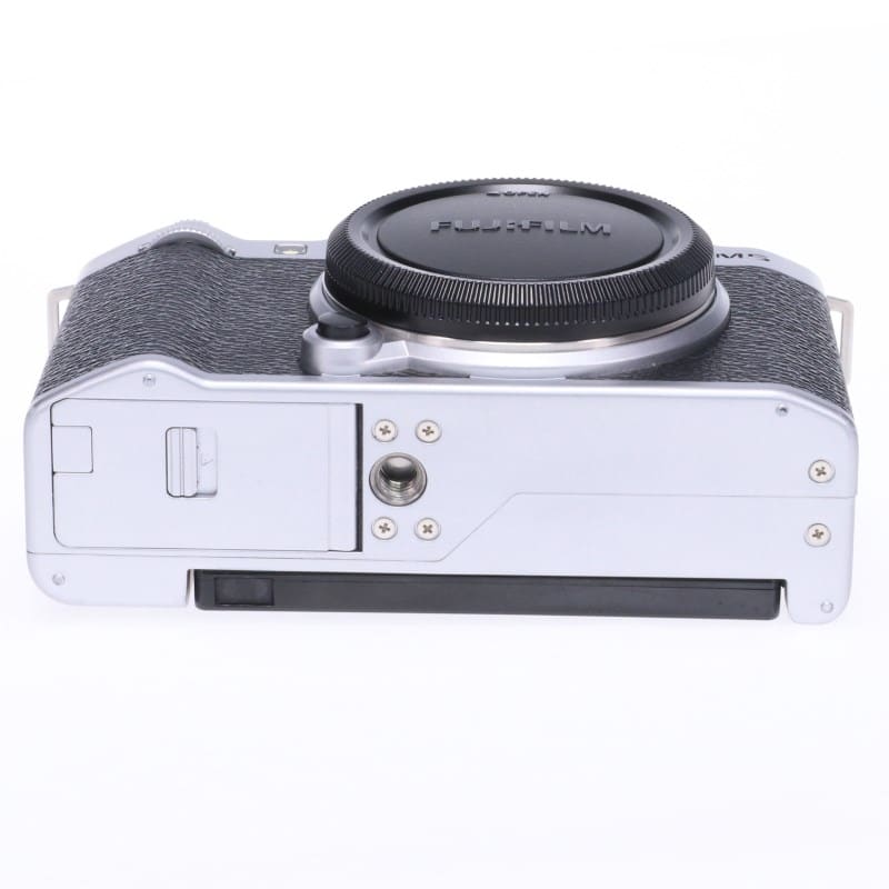 富士フイルム FUJIFILM X-M5 ボディ シルバー ABランク 中古｜フジヤカメラ