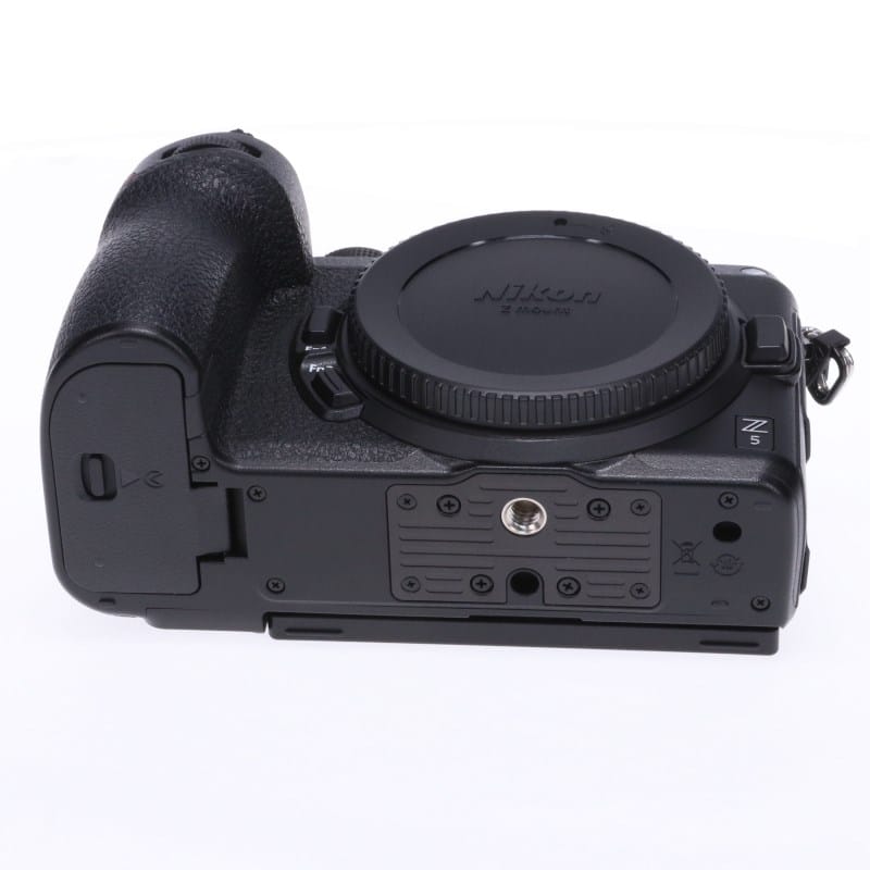 Nikon Z5 ボディ Aランク 中古｜フジヤカメラ