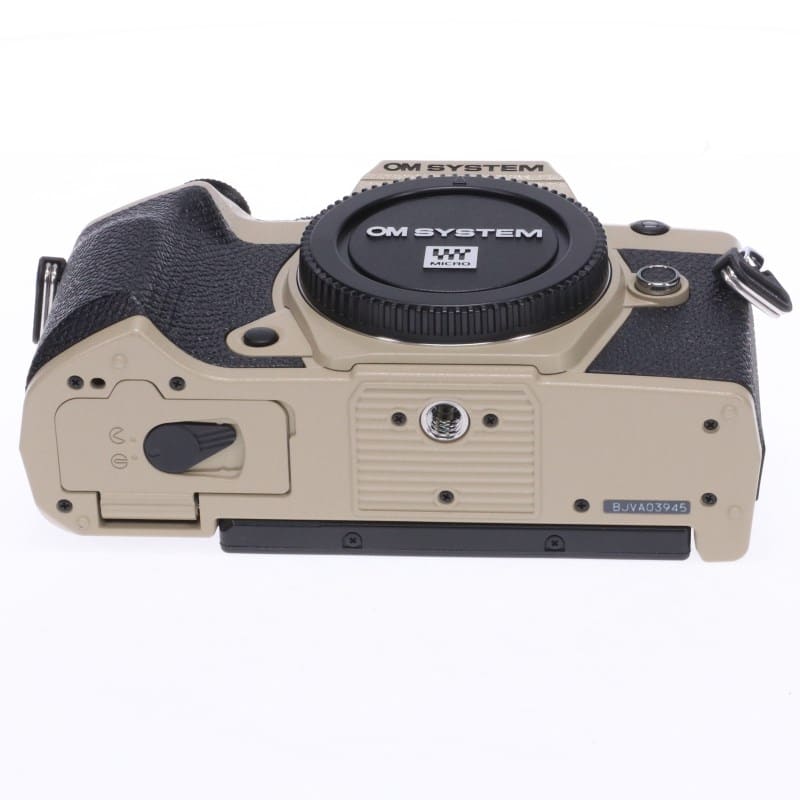 OM SYSTEM OM-5 Mark II ボディー サンドベージュ