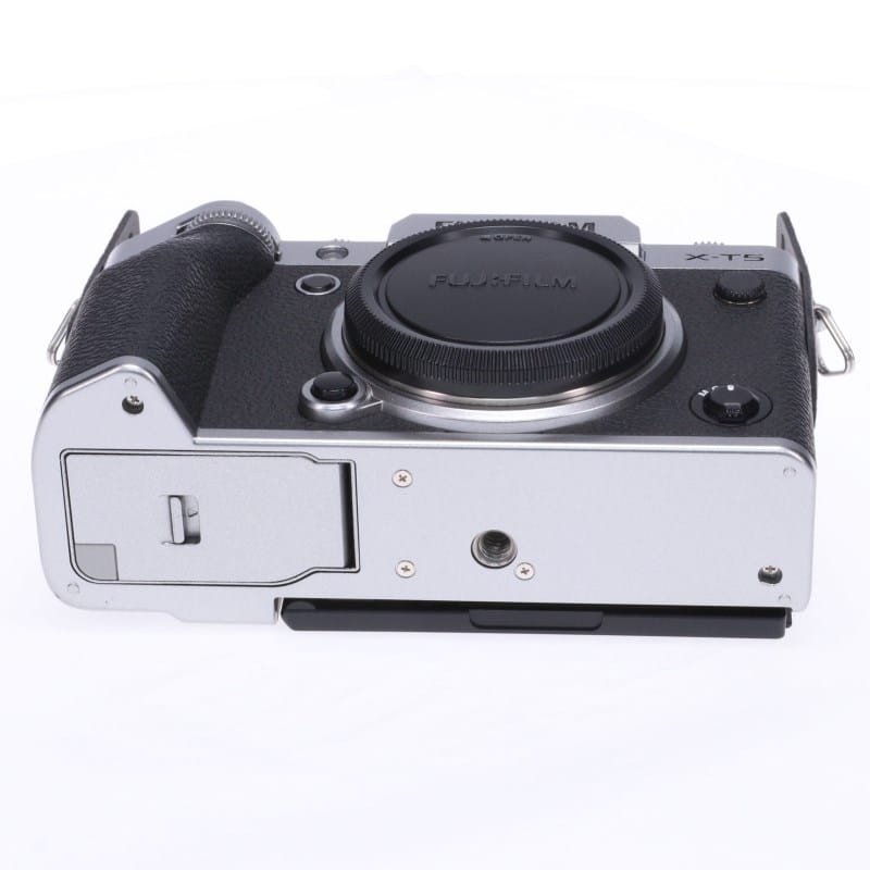 FUJIFILM X-T5 ボディ シルバー (日本語・英語版)