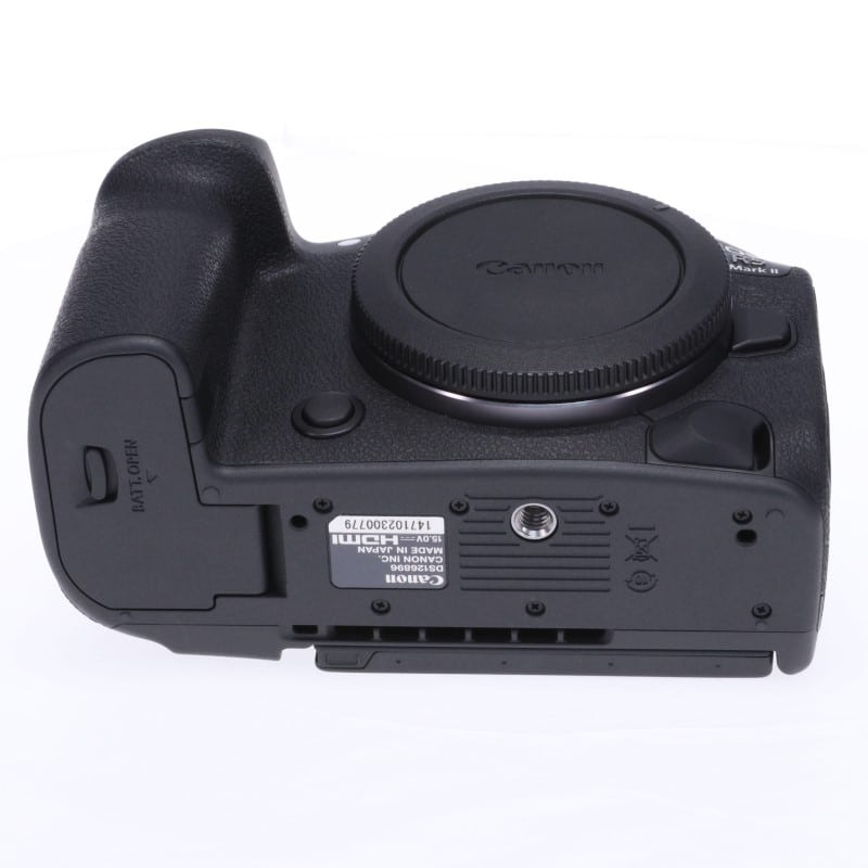 EOS R5 Mark II ボディー