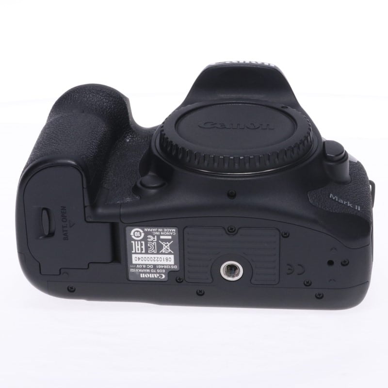 Canon EOS 7D Mark II 中古 C2120155666031｜中古通販フジヤカメラ