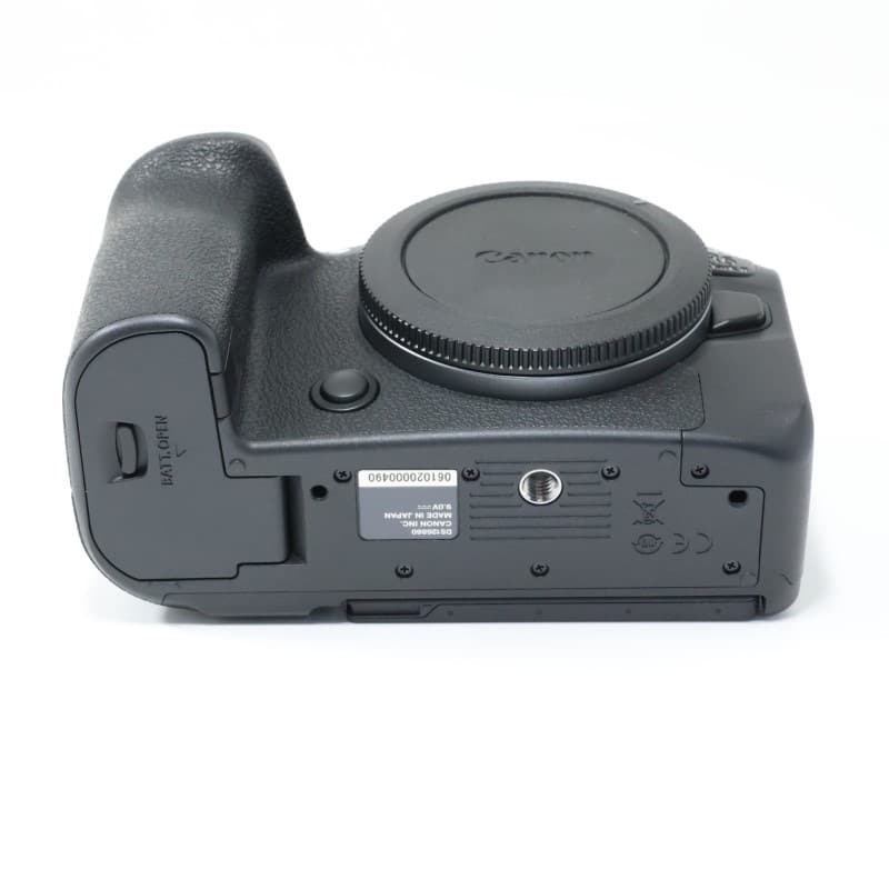 EOS R6 Mark II ボディー
