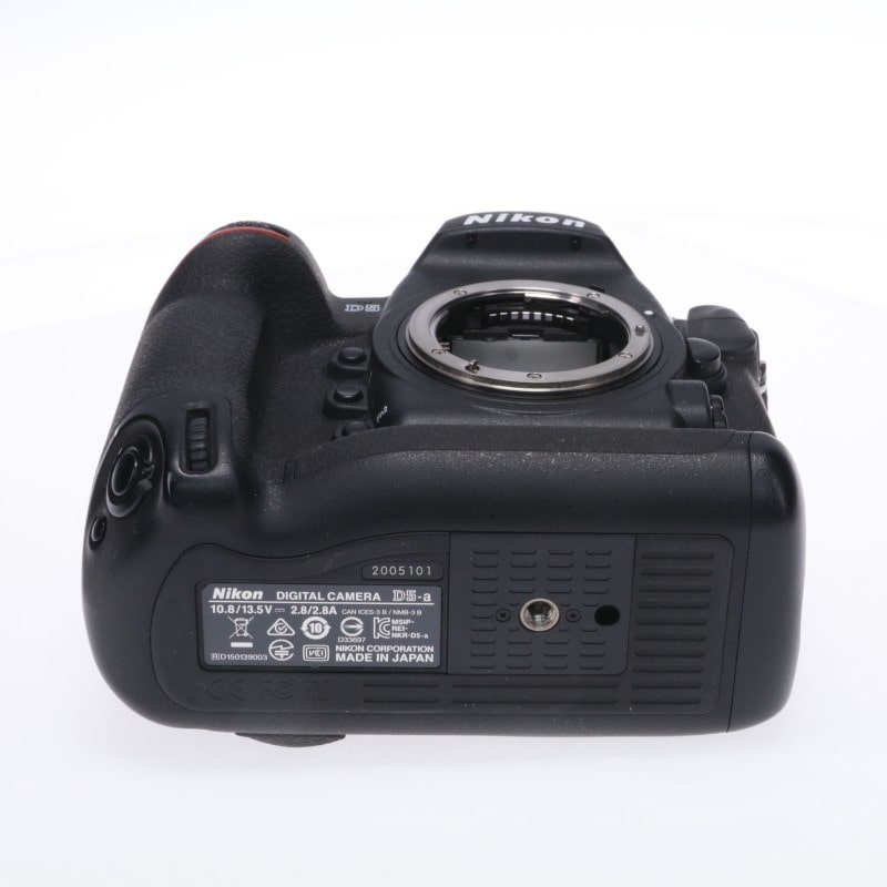Nikon (ニコン) D5 XQD-Type ボディ（C2120156199477）｜デジタル一眼 