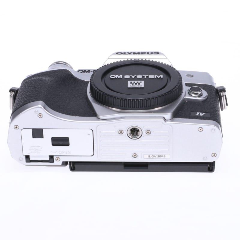 OM-D E-M10 Mark IV ボディー シルバー