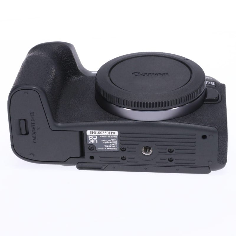 EOS R8 ボディー