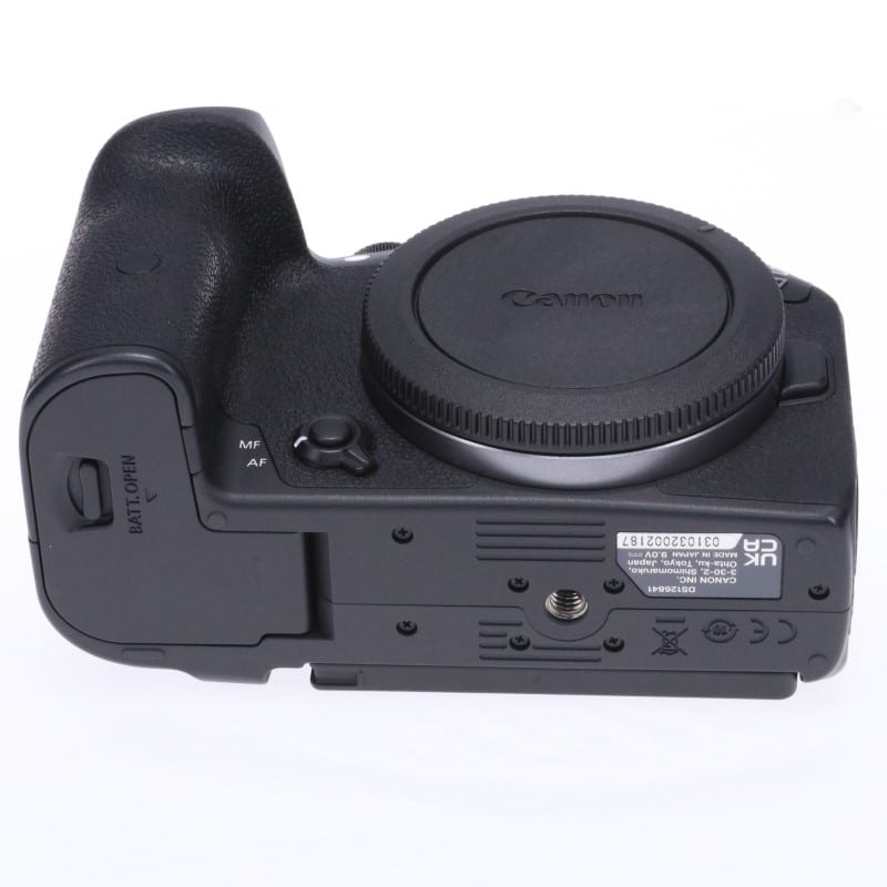 EOS R7 ボディー