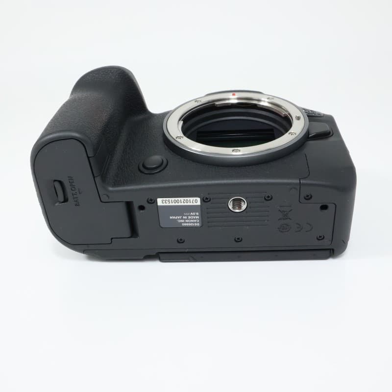 EOS R6 Mark II ボディー