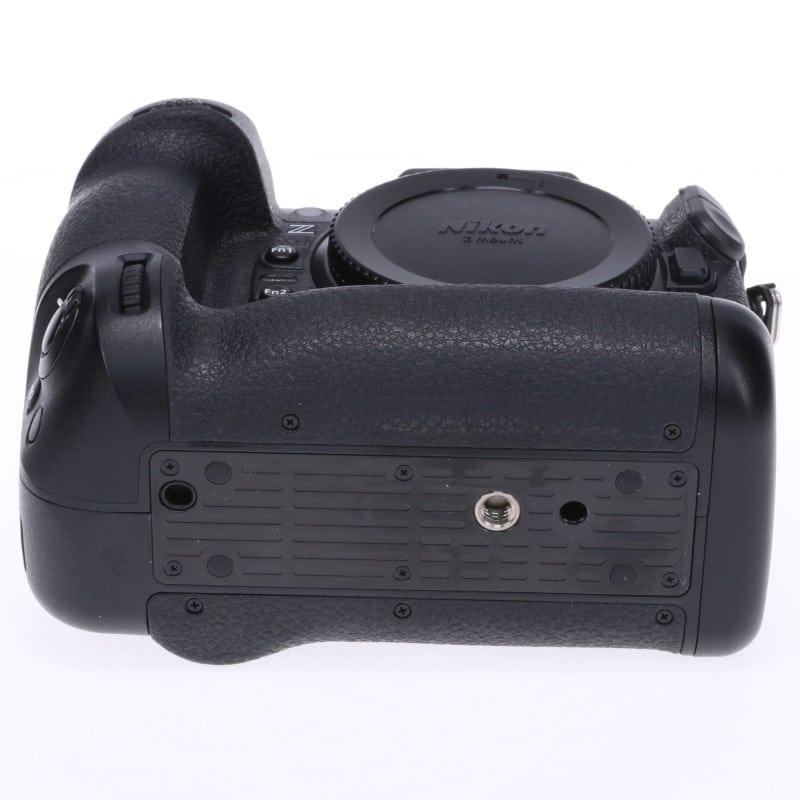 Nikon Z9 ボディ AB-ランク 中古｜フジヤカメラ