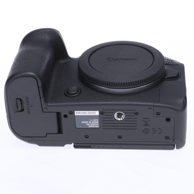EOS R6 Mark II ボディー