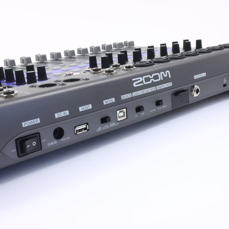 LiveTrak L-12