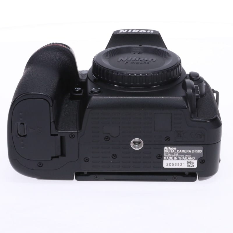 D7500 ボディ