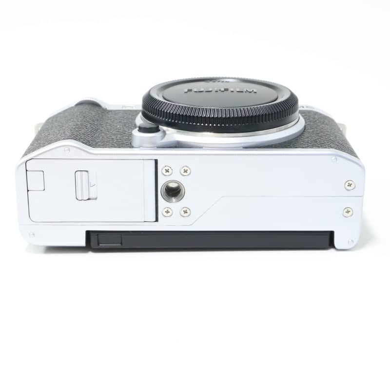 FUJIFILM X-M5 ボディ シルバー