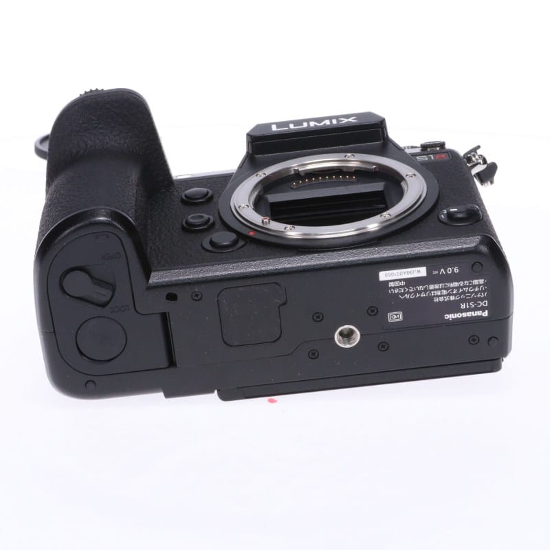 LUMIX S1R ボディ DC-S1R-K