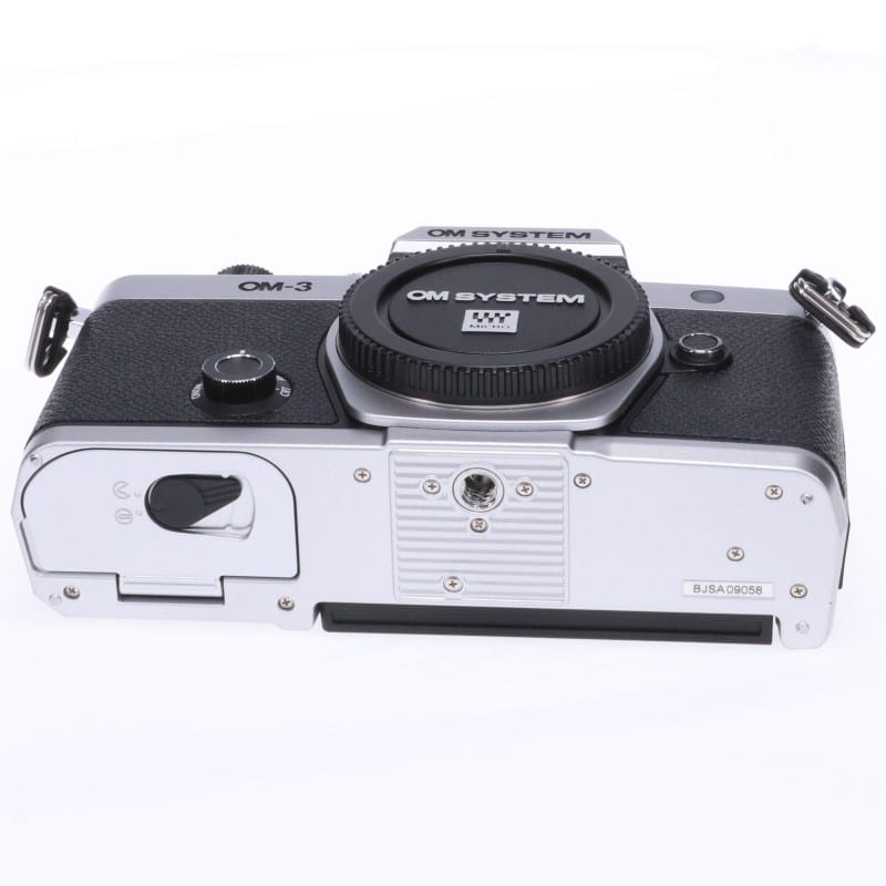 OM SYSTEM OM-3 ボディー シルバー
