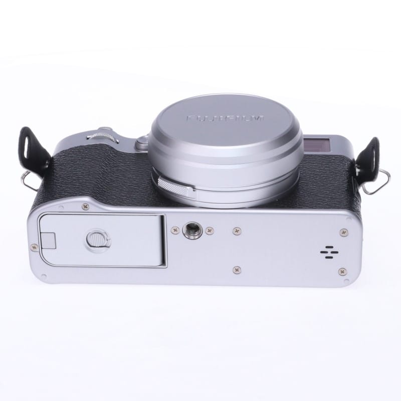 FUJIFILM X100VI シルバー