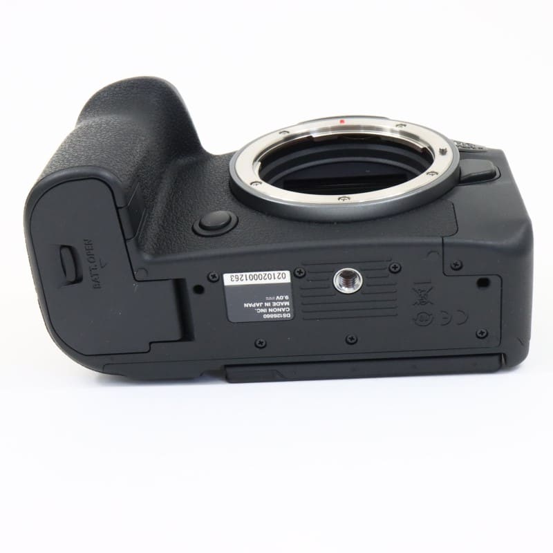 EOS R6 Mark II ボディー