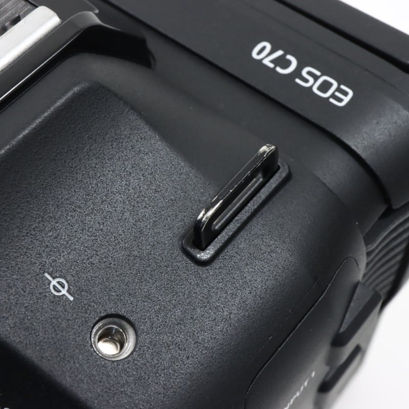 EOS C70 ボディー