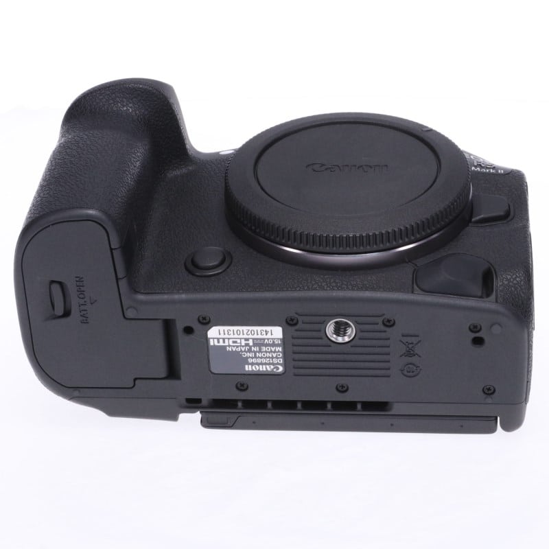EOS R5 Mark II ボディー