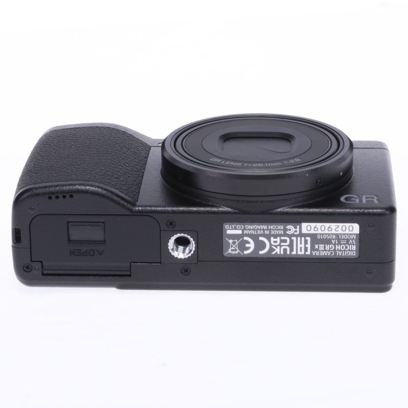 RICOH GR IIIx