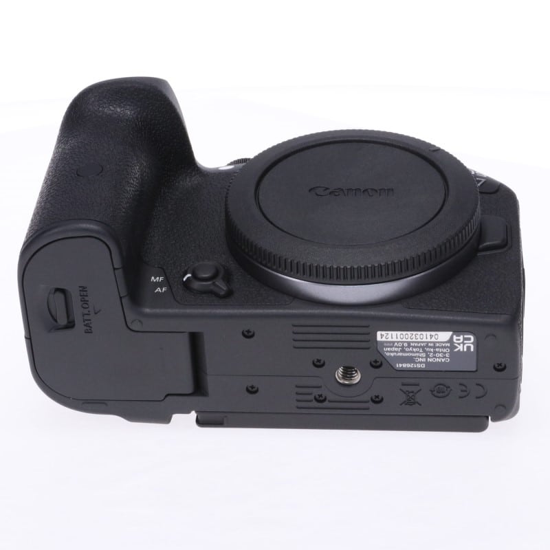 EOS R7 ボディー