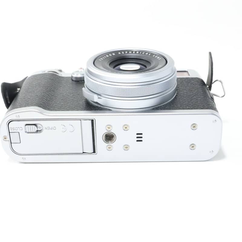 FUJIFILM X100F シルバー