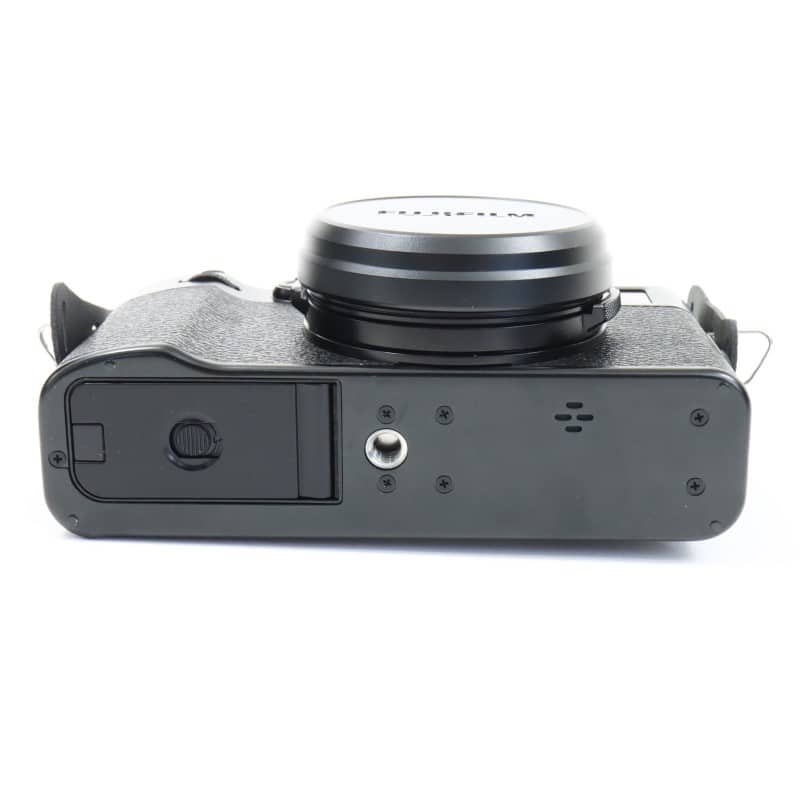 X100V ブラック